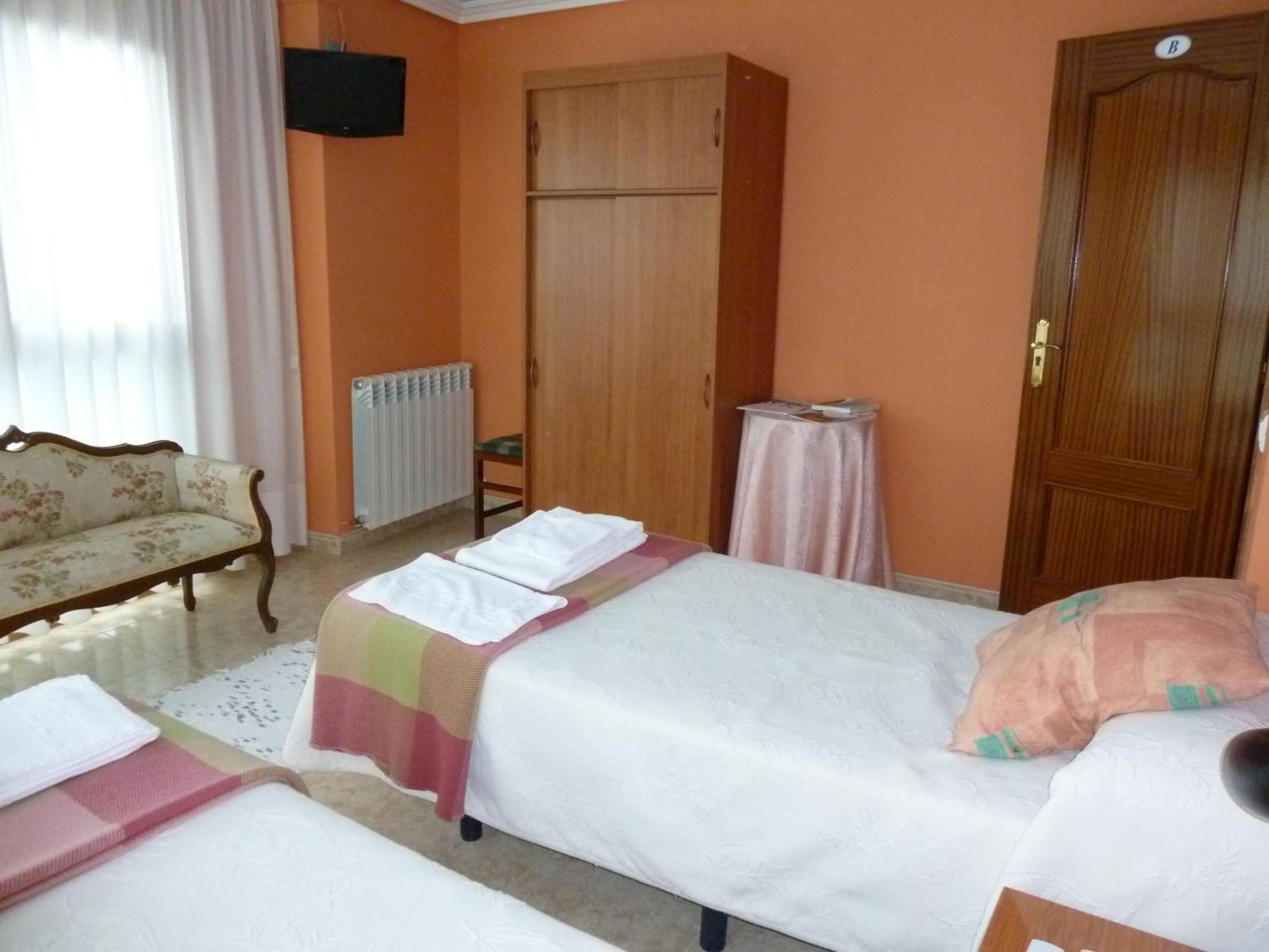Hostal Ciudad De Najera Room photo